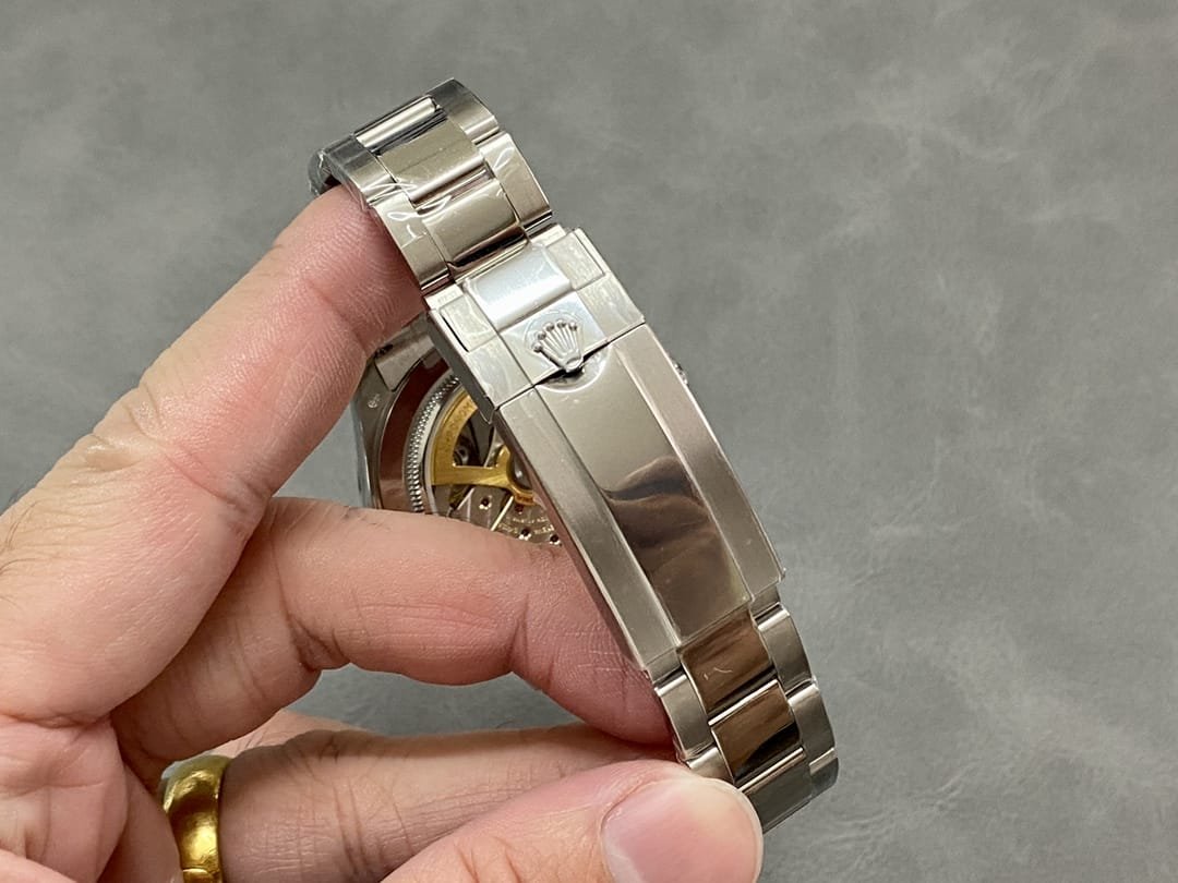 Rolex Daytona Platinum Ice Blue 8 Baguette Diamond Dial Oyster Bracelet 126506-0002 APS - Image 4