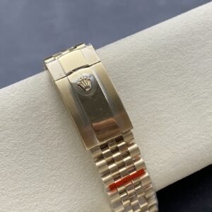 Fake Rolex Replica watches For Sale Sky-Dweller Yellow Gold Bright Black Index Dial Jubilee Bracelet 336938 Noob Factory