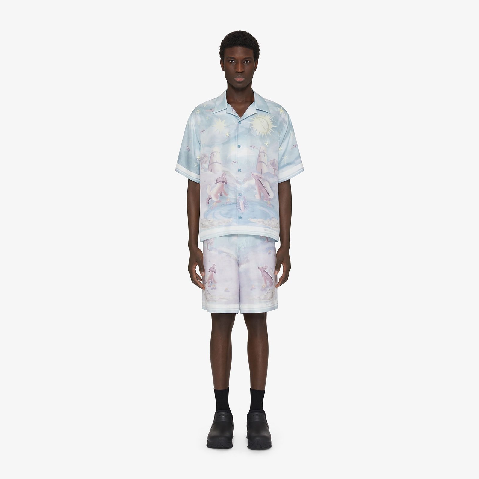 Givenchy Men's Printed Bermuda Shorts In Silk